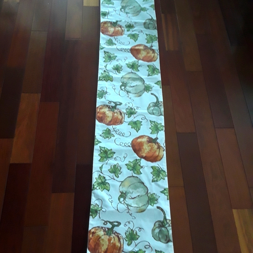 Cotton table runner